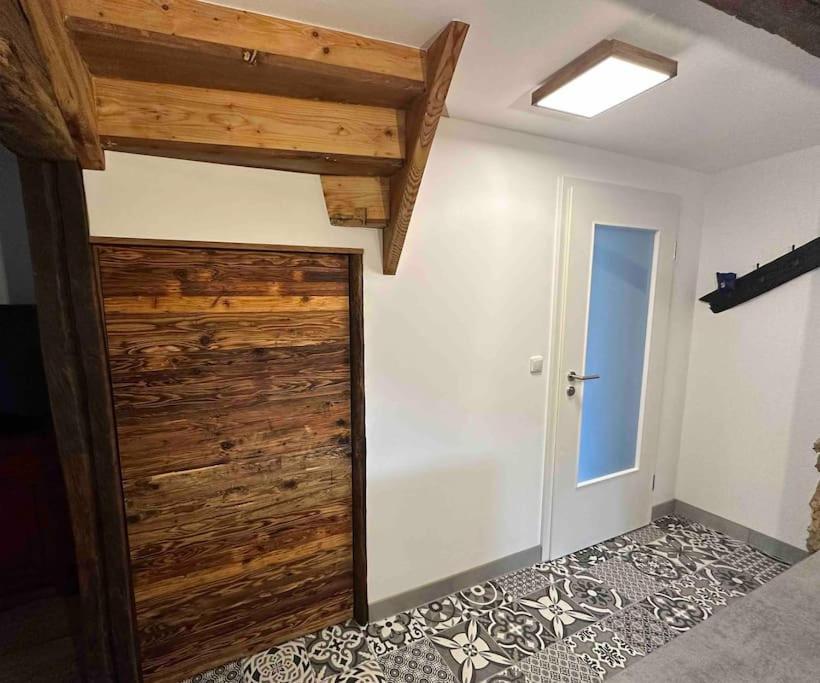 Neue Ferienwohnung Direkt Am Vulkanradweg Ortenberg  Екстериор снимка